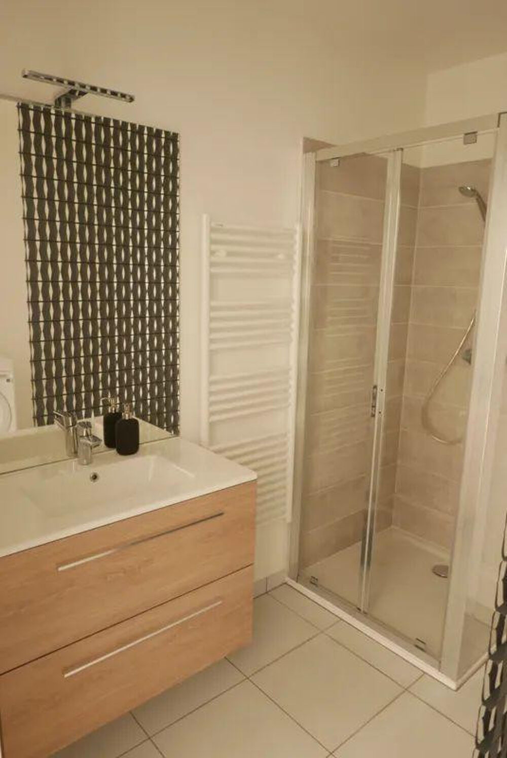 Location Appartement Superbe 2P meublé 45m² Hyper centre Annemasse Annemasse