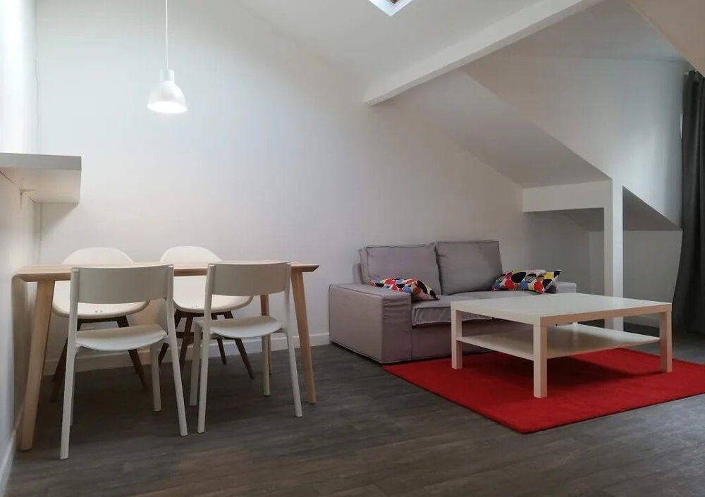 Beau 2P meublé 40m² proche de la mairie