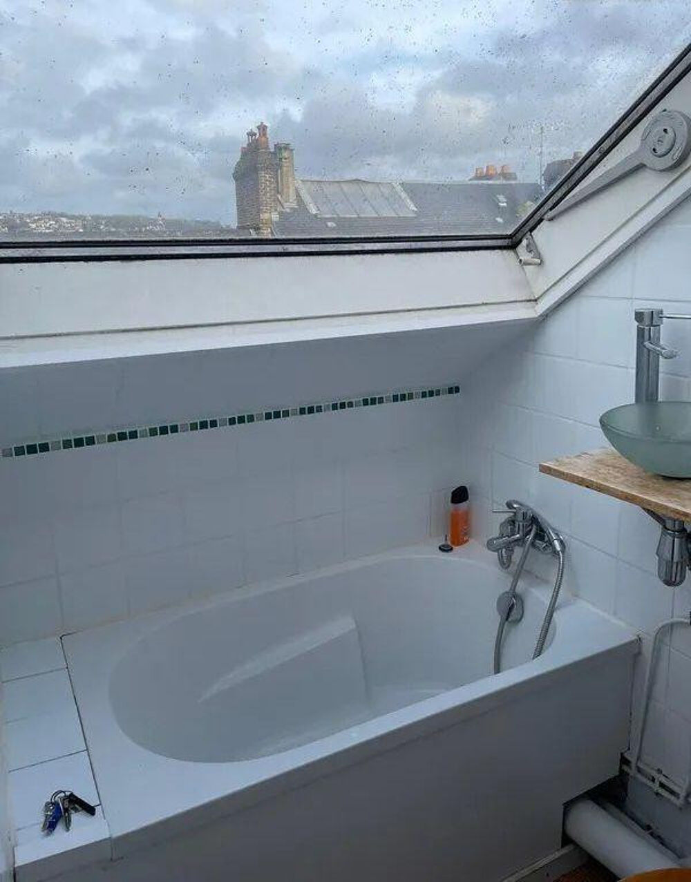 Location Appartement Studio mansardé et meublé 14m² (carrez) Rouen