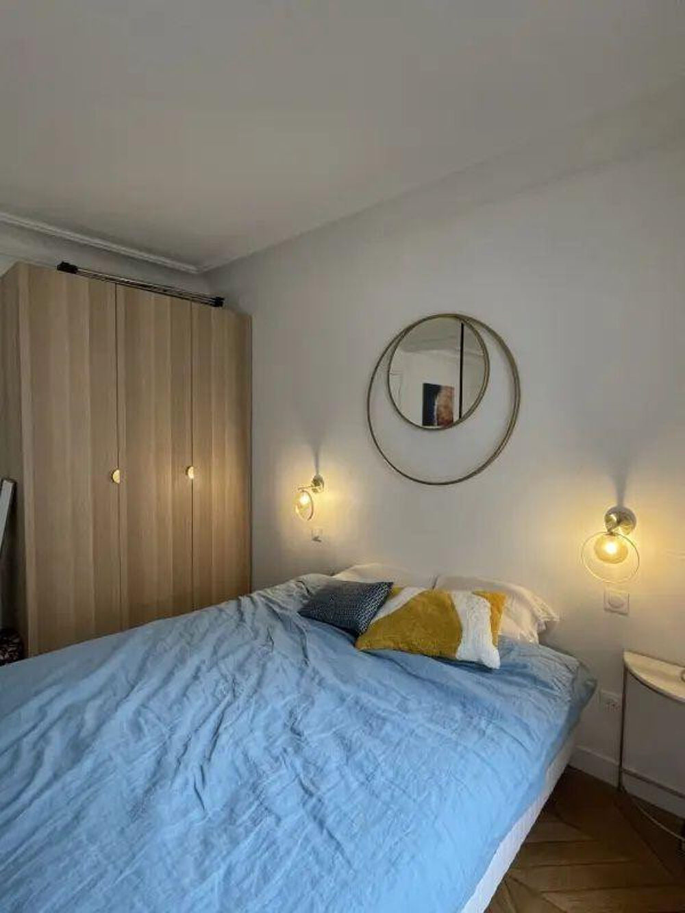 Location Appartement Magnifique appartement, charme ancien, lumineux Paris 9