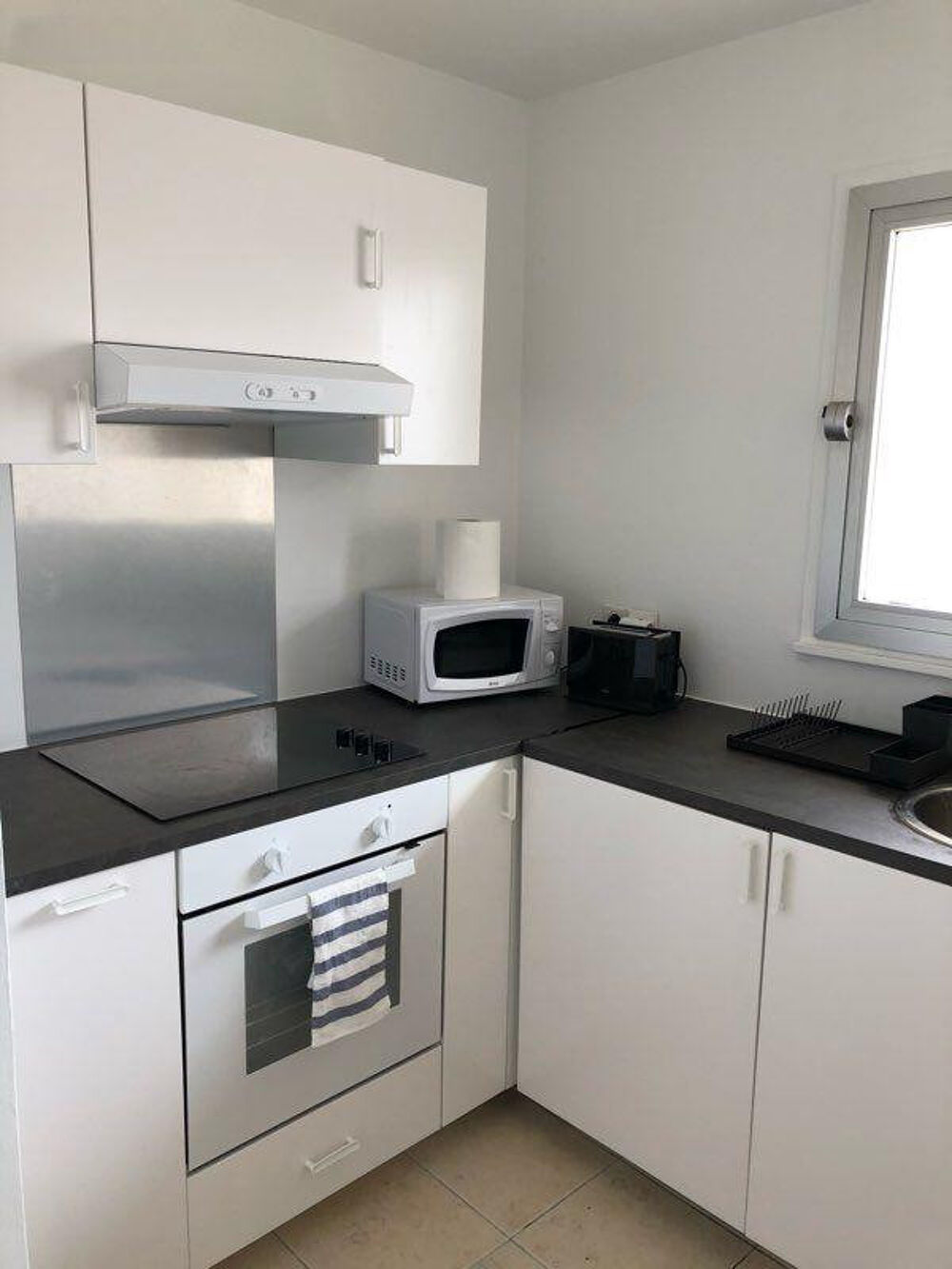 Location Appartement Studio meublé Suresnes parc du château Suresnes
