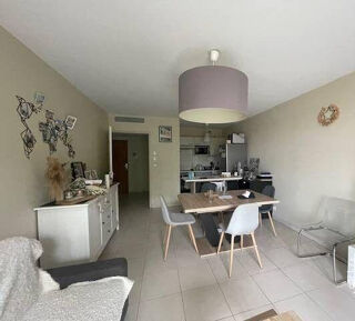  Appartement à louer 2 pièces 955 m²