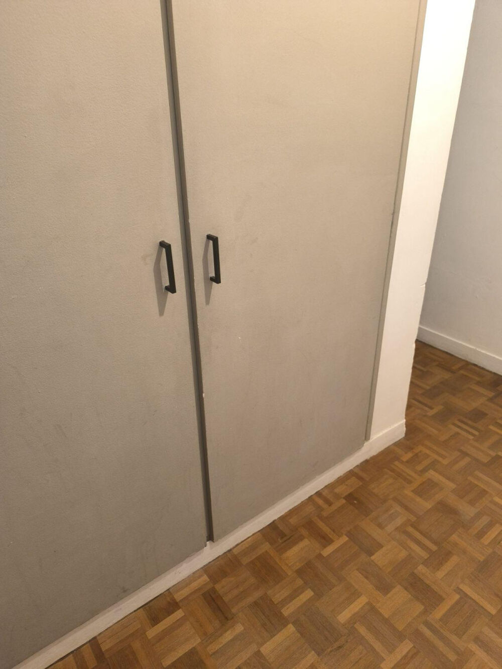 Location Appartement Grand studio Paris 20