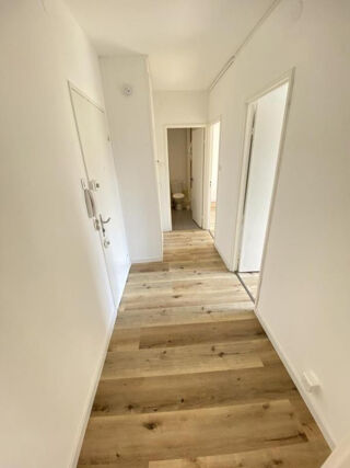  Appartement à louer 2 pièces 42 m²