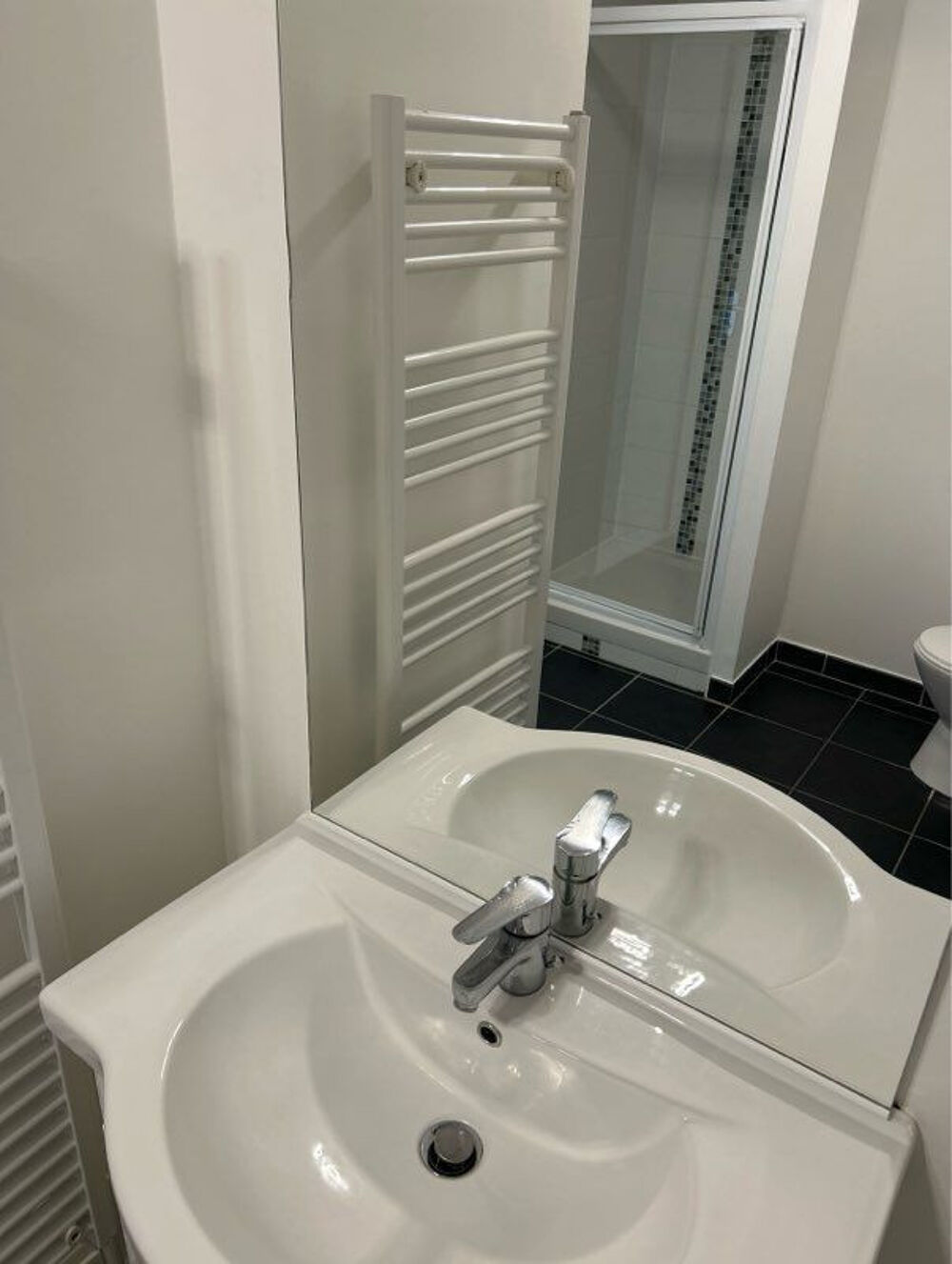 Location Appartement Beau studio 26m² + parking Reims