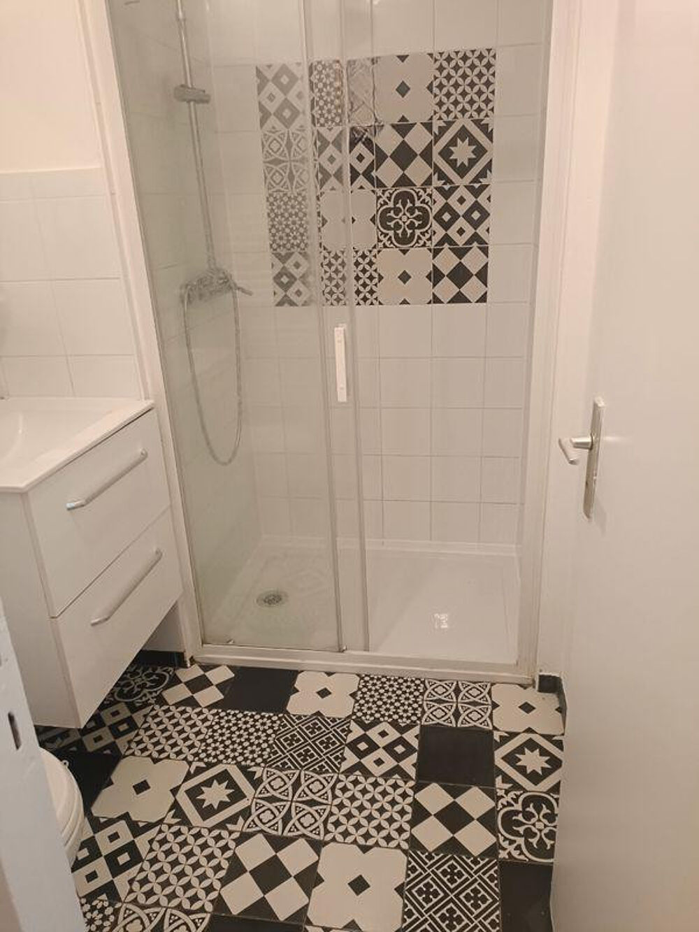Location Appartement Beau studio meublé 22m² refait à neuf Bordeaux