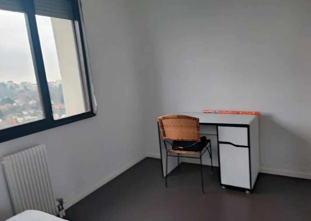Location Appartement Chambre dans coloc meublée de 90m² max 6 mois. Lyon 5
