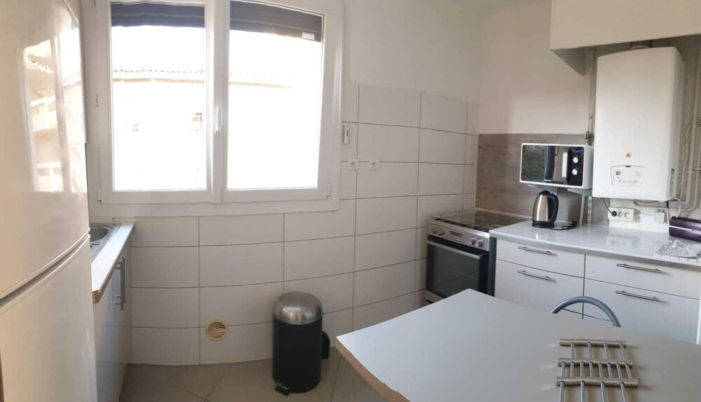 Location Appartement Superbe 3P meublé 54m² face au Parc Marseille 8