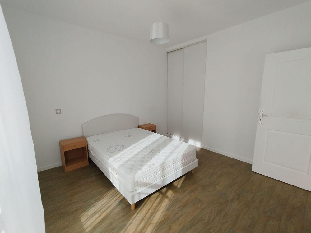 Location Appartement 2 pièces meublé+ jardin dans résidence sénior Villecresnes