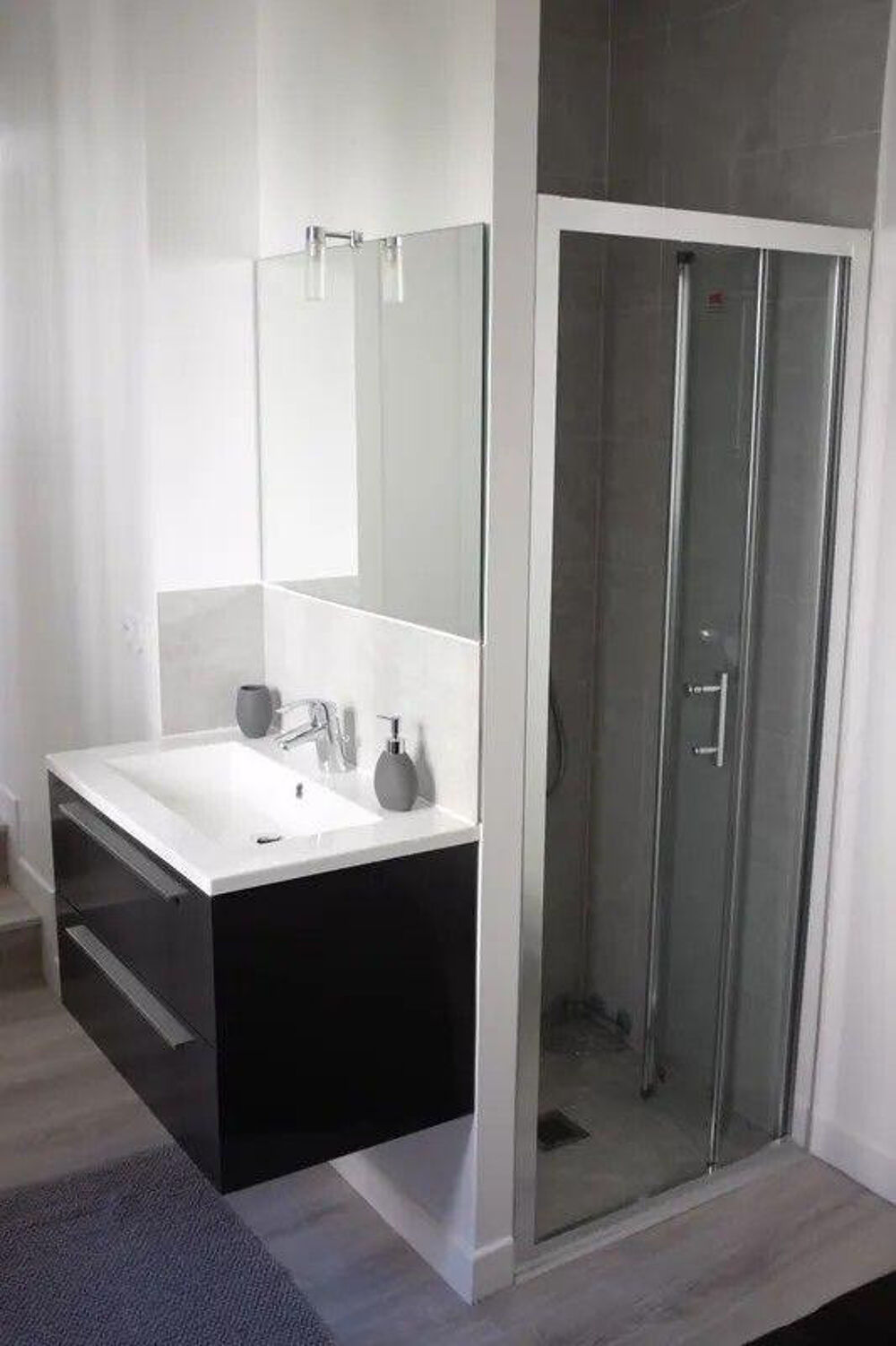 Location Appartement 2 pièces 30m² meublé refait à neuf Rueil centre Rueil-malmaison