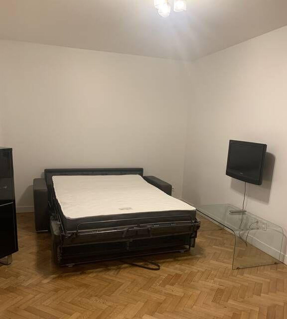 Location Appartement Superbe studio rénové 25 m2 à Issy-les-Moulineaux Issy-les-moulineaux