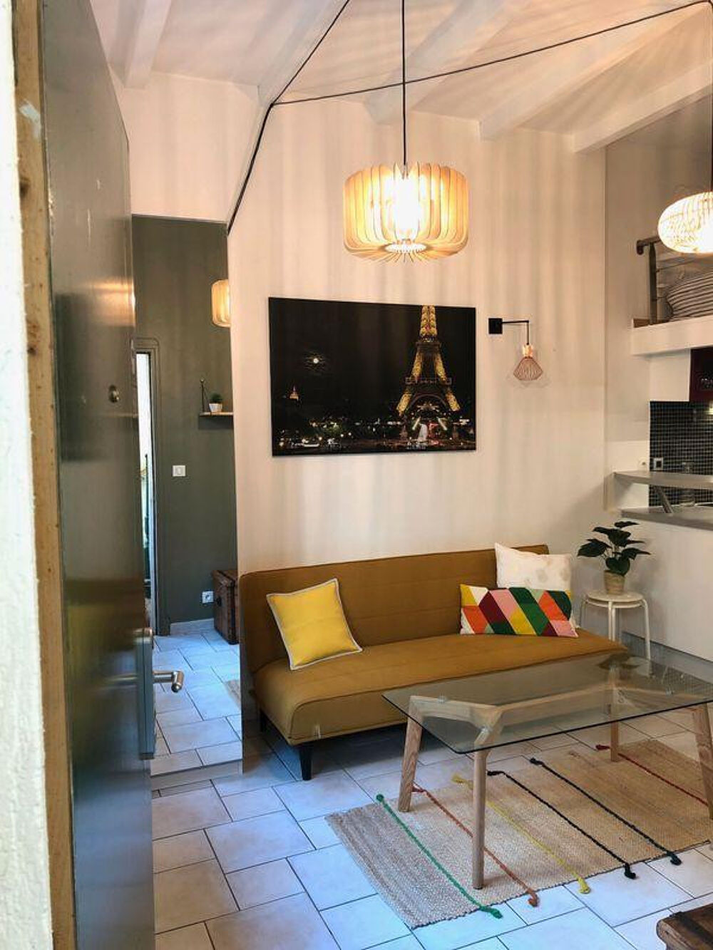 Location Appartement Studio meublé 25m2 RDC avec mezzanine Paris 10