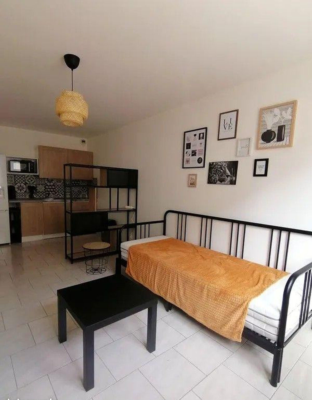 Location Appartement Beau studio meublé de 29m² entièrement rénové Reims