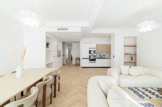  Appartement � vendre 4 pi�ces  Nice