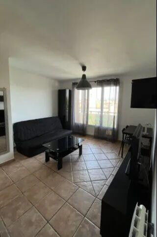  Appartement à louer 1 pièce 25 m²