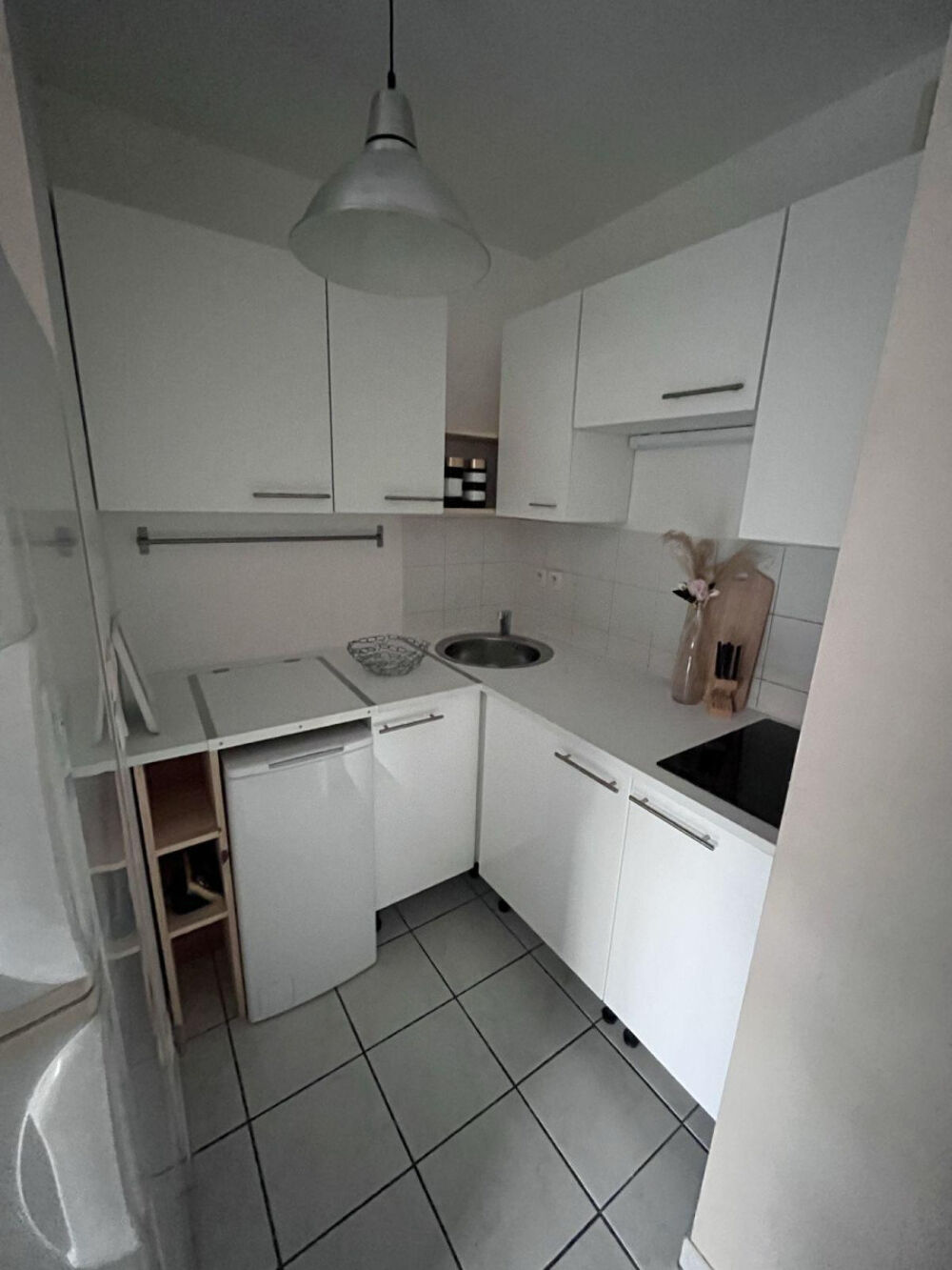 Location Appartement T2 meuble 39m2 au 2 rue capitaine Cluzan 69007 Lyon 7