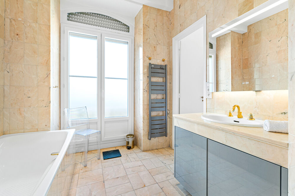 à vendre  Appartement Nice (06000)