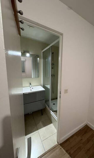  Appartement à louer 3 pièces 63 m²