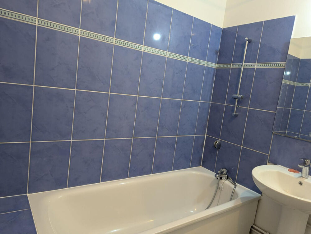 Location Appartement Un T3 rénové, proche stade de France  saint denis Aubervilliers