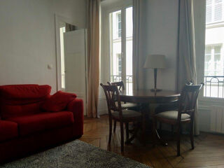 Appartement à louer 2 pièces 33 m²