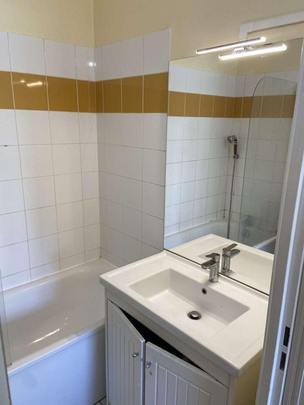 Location Appartement Beau T2 meublé 43m² proche du parc Robinson Corbeil-essonnes