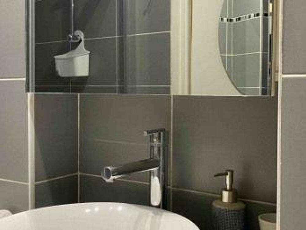 Location Appartement Beau 2P 39m² meublé lumineux et bien agencé Paris 17