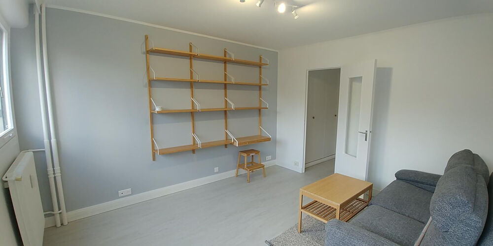Location Appartement Beau studio meublé 30 m2 Paris 15e métro Vaugirard Paris 15