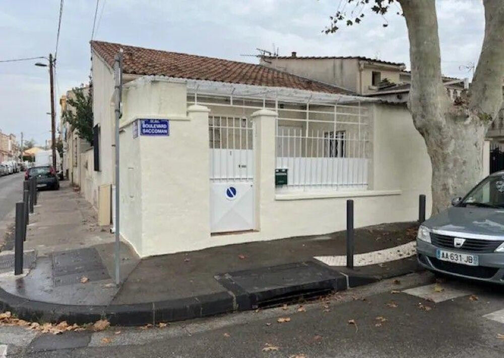Location Maison Belle maison de ville meublée 35m² avec terrasse Marseille 10