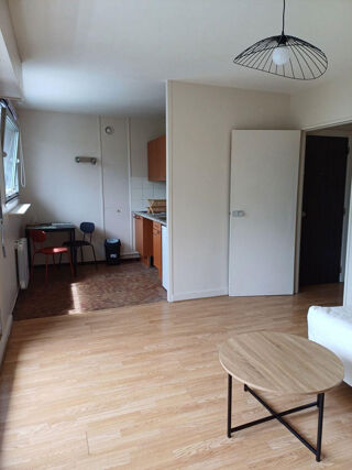  Appartement à louer 1 pièce 26 m²