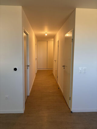  Appartement à louer 3 pièces 62 m²