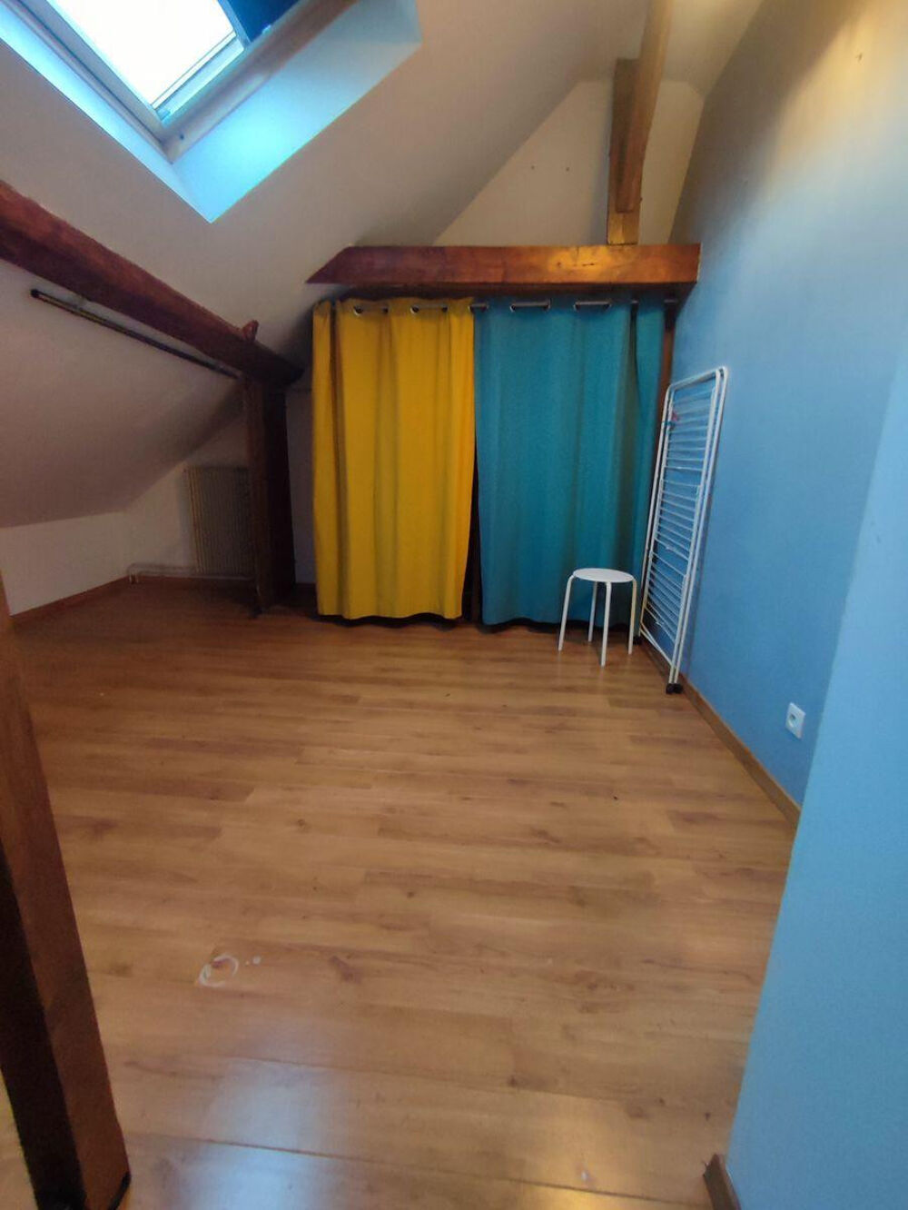 Location Appartement Beau duplex Reims