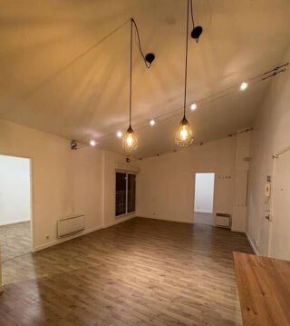 Appartement à louer 3 pièces 63 m²