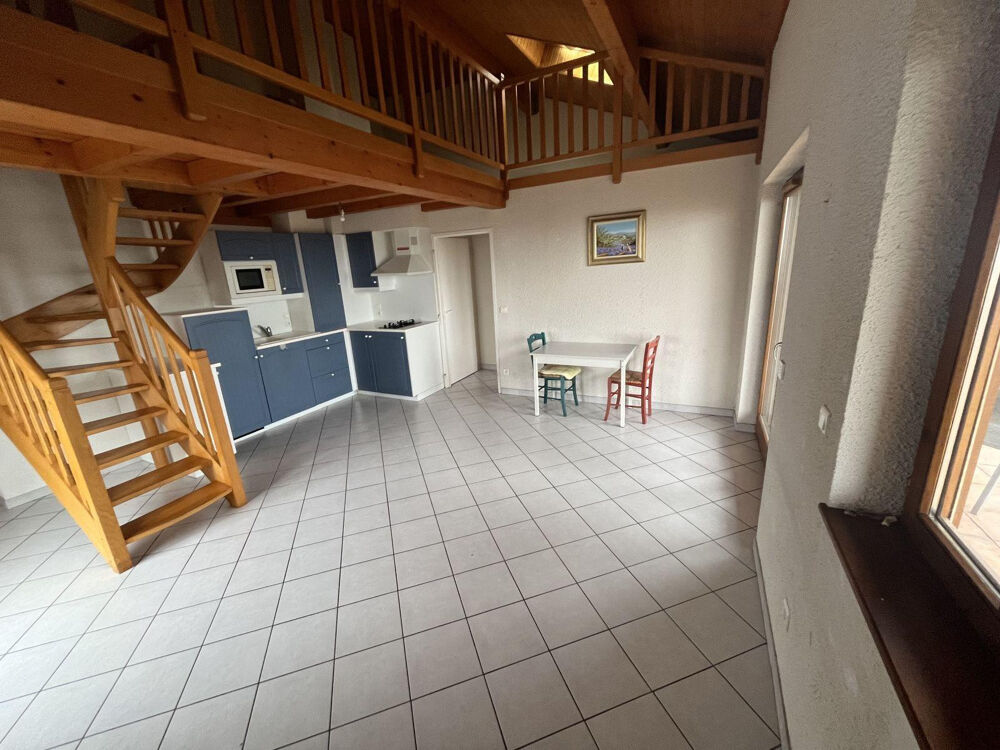 Location Appartement T3 avec balnéo et grand balcon vue sur le MT Blanc Cranves-sales