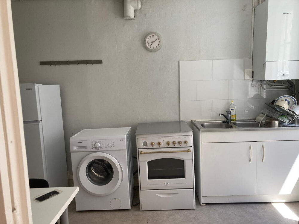 Location Appartement SPACIEUSE CHAMBRE LUMINEUSE DANS T3 EN COLOCATION Saint-Étienne