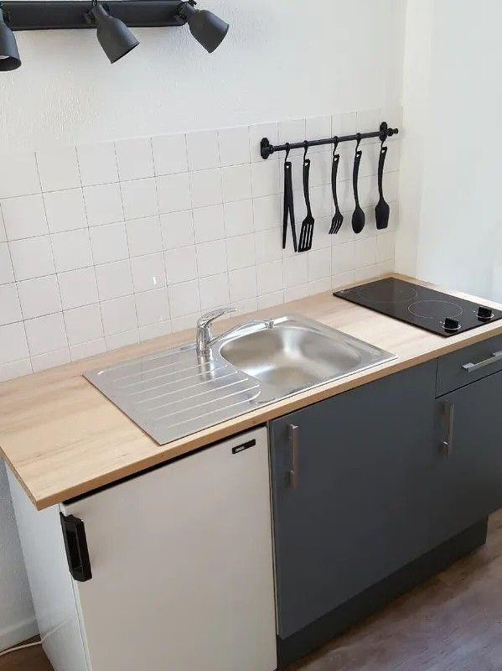 Location Appartement Studio meublé 25m² hypercentre Nantes Nantes