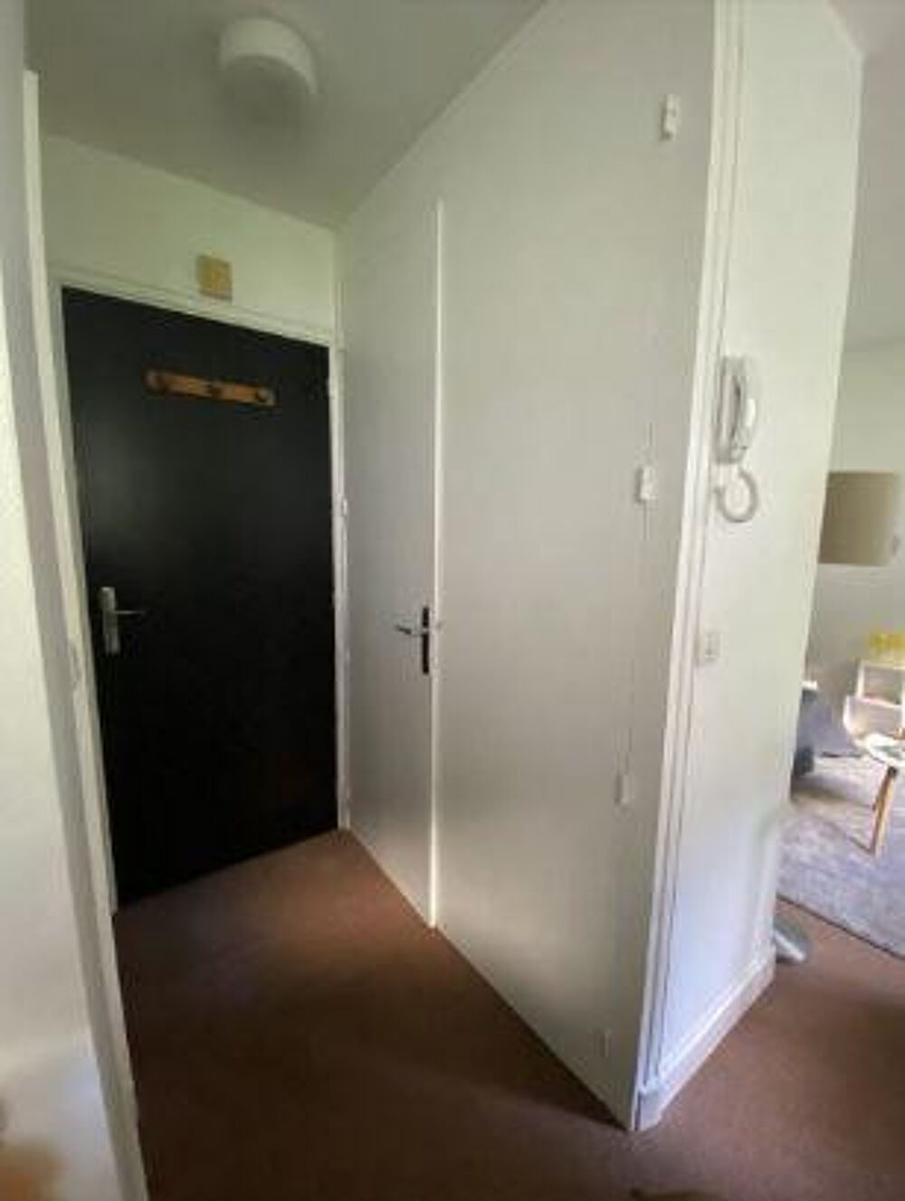 Location Appartement Studio meublé à louer Paris 17