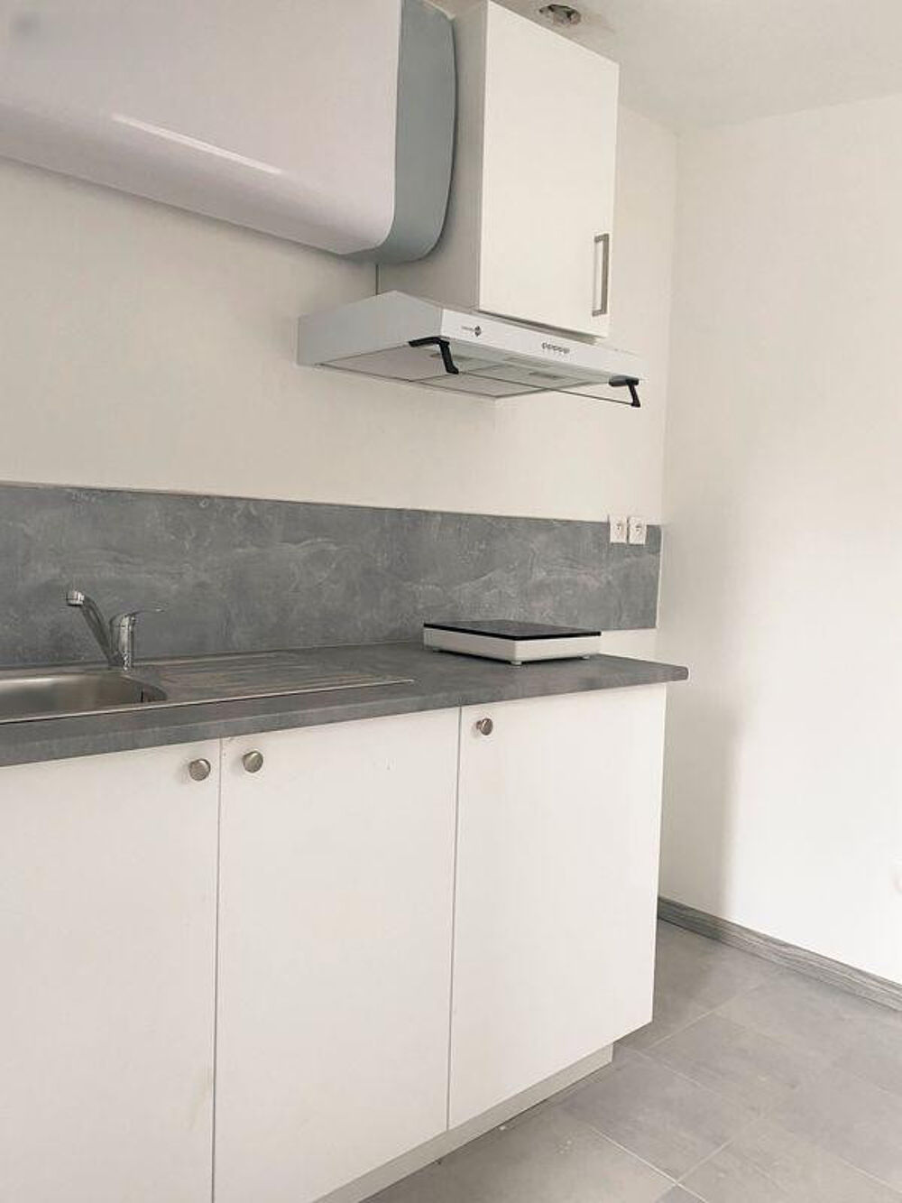 Studio 13m2  Terrasse & Box de rangement - RER