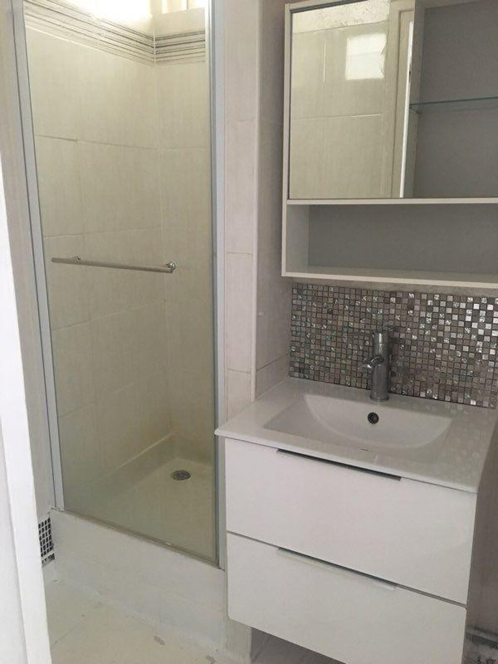 Location Appartement 2 pièce mairie d'Asnieres 40m2 Asnières-sur-seine
