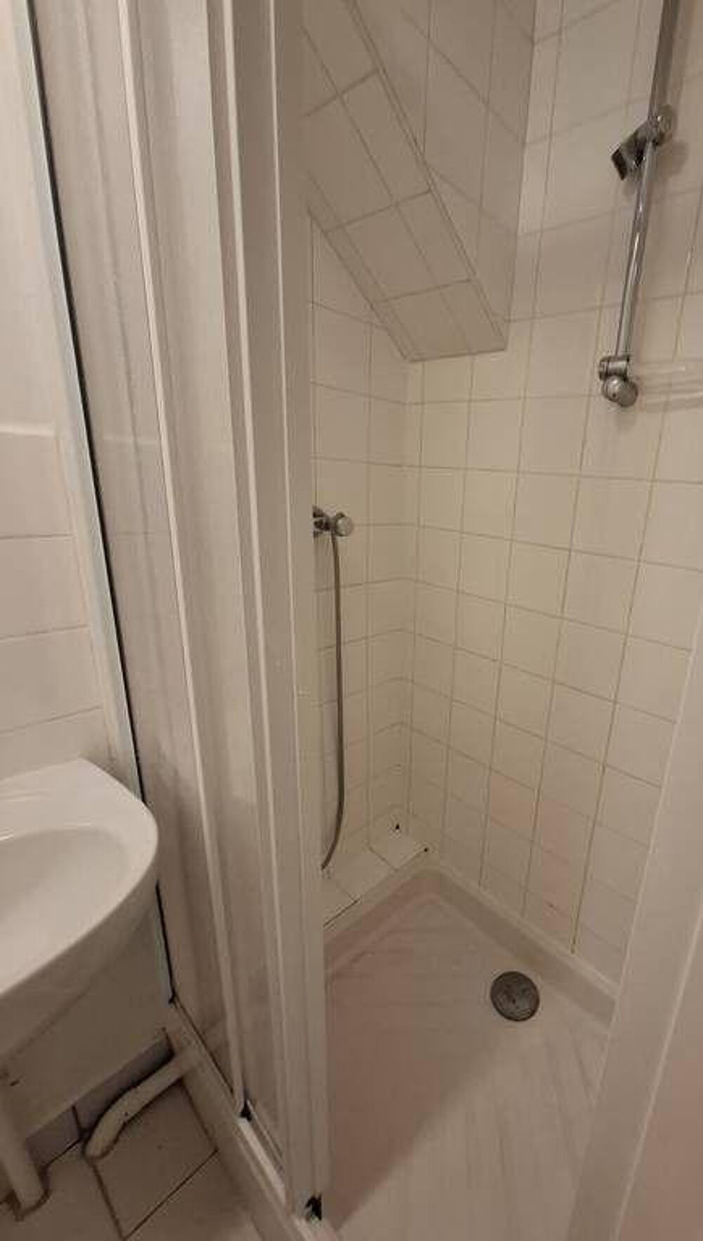 Location Appartement BEAU 2P RDC 38M2 A VINCENNES ENTIEREMENT RENOVE Vincennes