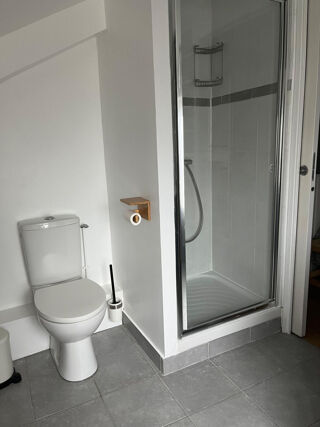  Appartement à louer 2 pièces 34 m²