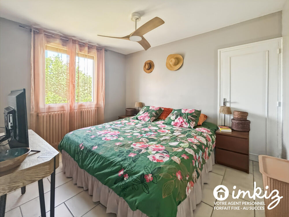 Vente Maison Maison 7 pièces à proximité de toutes commodités Le coudray-montceaux