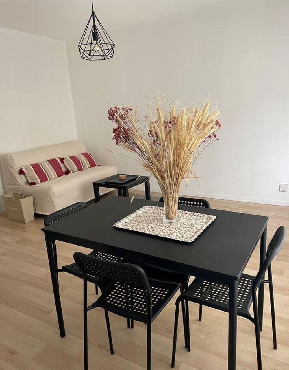 Location Appartement Beau studio meublé 26m²avec parking Bordeaux