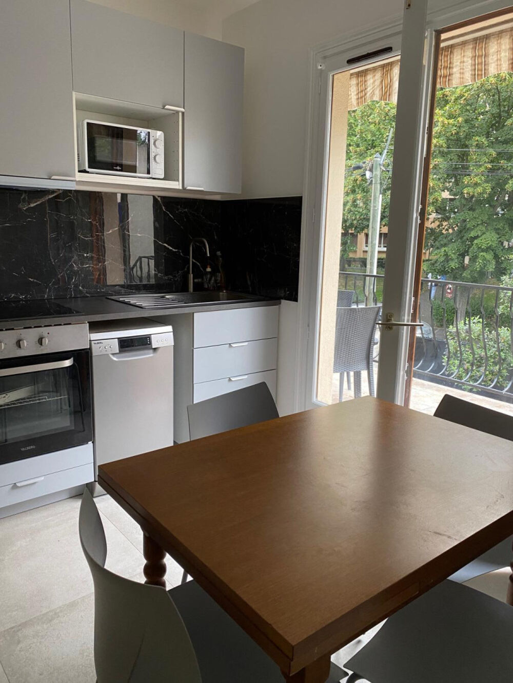 Location Appartement Rejoignez cette belle colocation Maisons-alfort