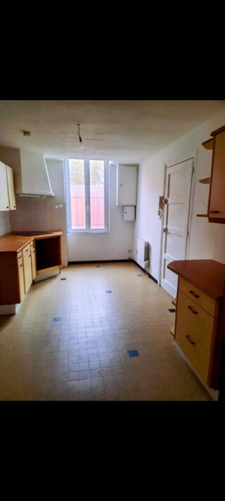  Appartement � louer 2 pi�ces 502 m�