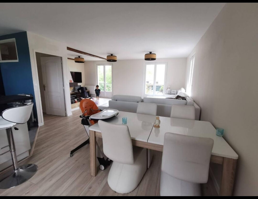 Location Appartement Appartement dans maison avec plus de 400m2 jardin La houssaye-en-brie