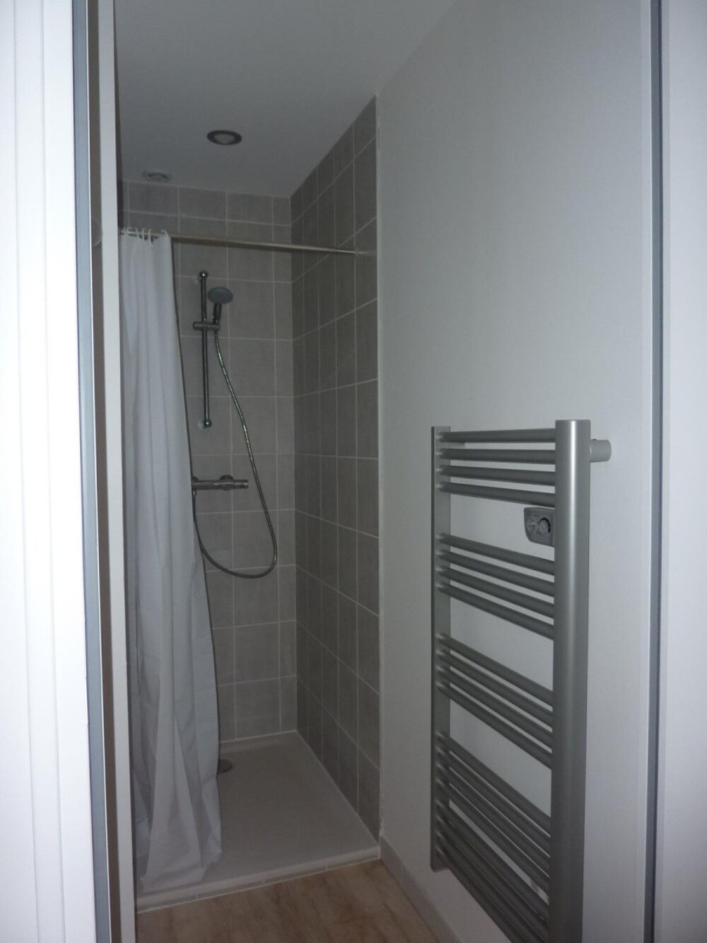 Location Appartement A louer Type 2 parfait etat Chartres-de-bretagne