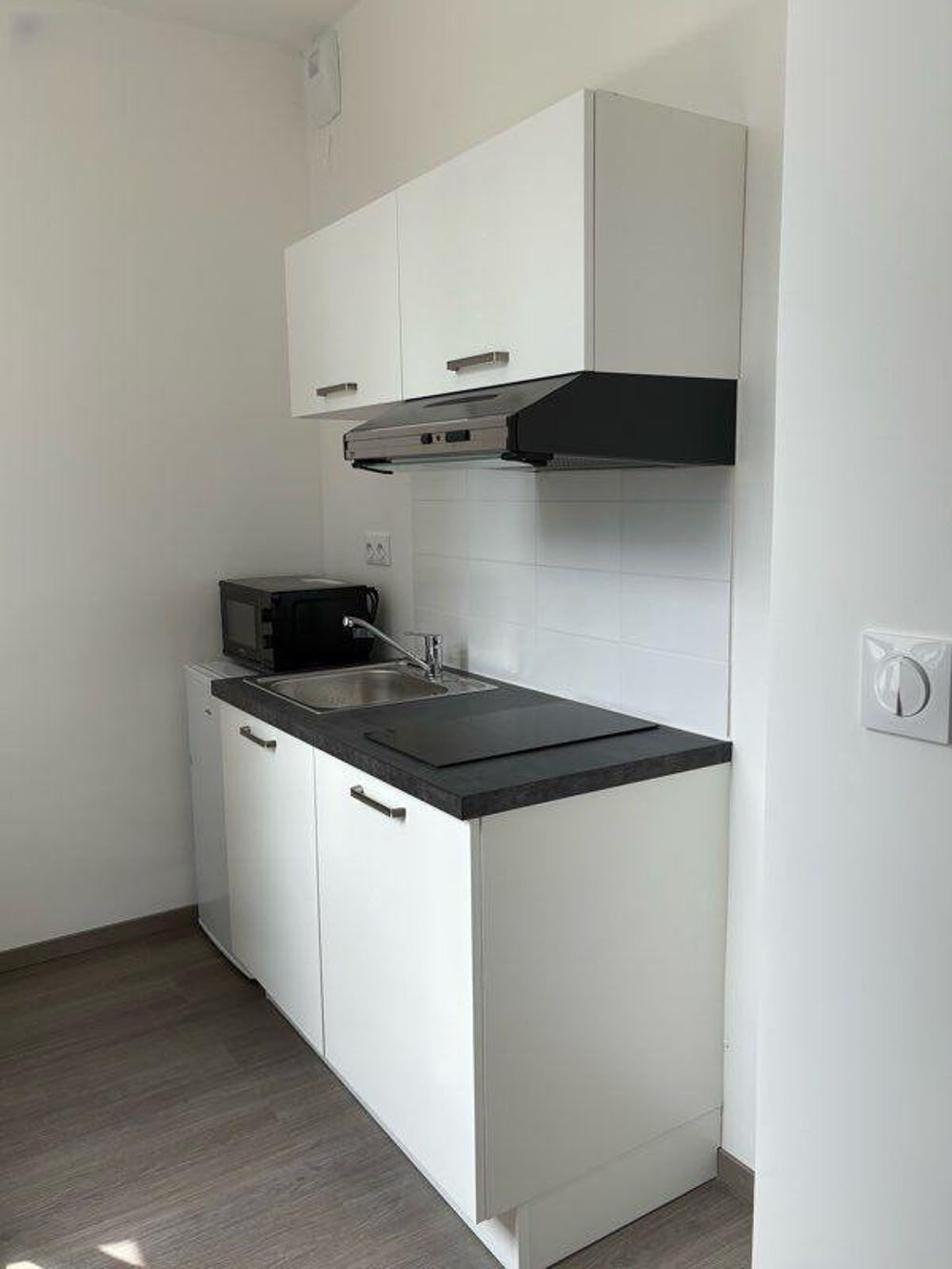Location Appartement Studio neuf meublé au RDC Rouen