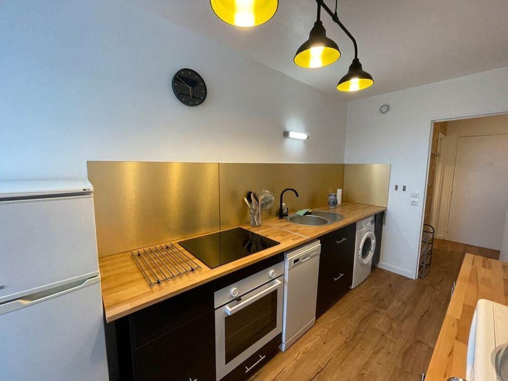 Location Appartement Appart meublé F1à Lille entièrement équipé + place Lille