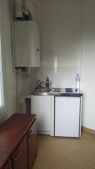  Appartement à louer 1 pièce 33 m²