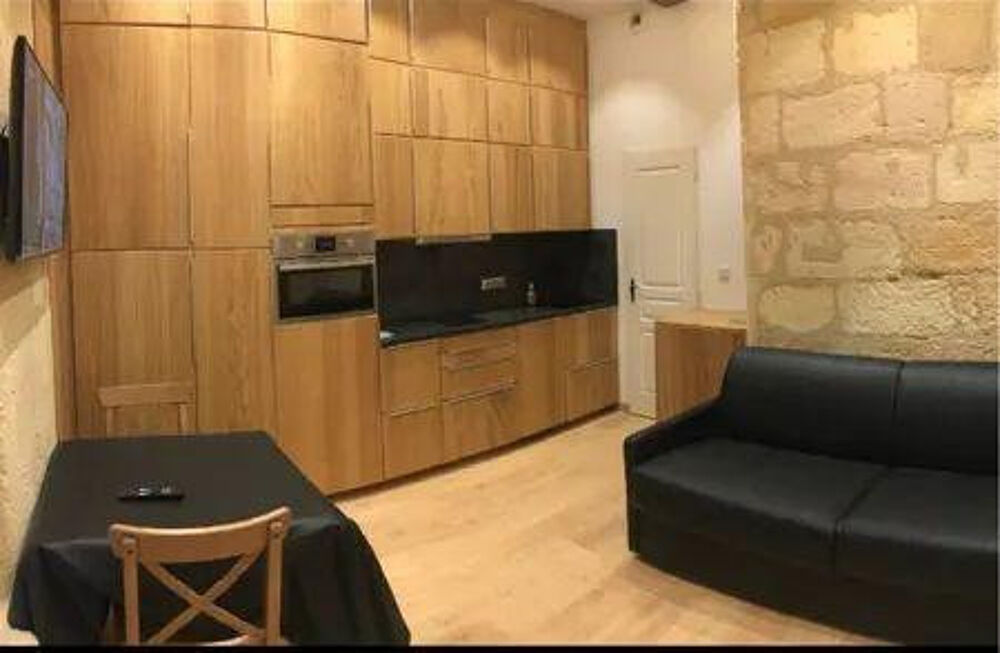 Location Appartement Beau Studio meublé et refait dans Bordeaux centre Bordeaux